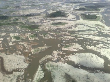 4404575255_c365d6bac0_o(2)