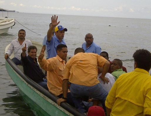 255508_425901060805986_701664096_n